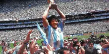 &ldquo;Gioco per te, mamma&rdquo;. La storia della telefonata strappalacrime tra Maradona e sua madre