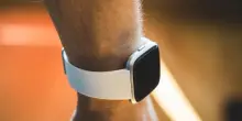 Fitbit Air, come funziona e quanto costa il nuovo fitness tracker di Google