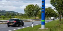 Ecco come funzionano le nuove telecamere blu che spaventano gli automobilisti