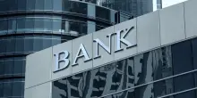 Standard Chartered shock, licenzia pi&ugrave; di 7.800 dipendenti in queste divisioni
