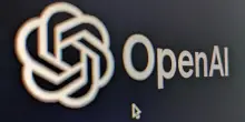 Per la prima volta OpenAI svilupper&agrave; la sua AI fuori dagli USA. Perch&eacute; ha scelto Singapore (e cosa c'entra la Cina)