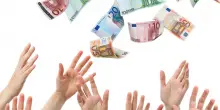 Zero tasse per 20 anni ai nuovi residenti. Ecco il nuovo paradiso fiscale a due passi dall'Italia