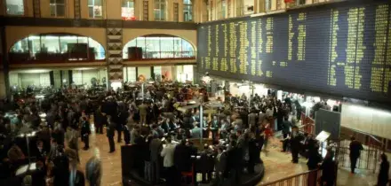 Attenzione a questa banca. Pu&ograve; farti guadagnare pi&ugrave; di Intesa e Unicredit