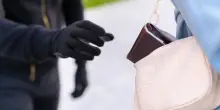 Samsung, arriva la protezione antifurto che blocca lo spegnimento del telefono