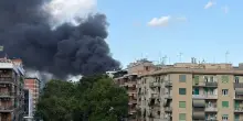 Incendio in un vivaio a via Piegaro zona via Nocera Umbra, Roma. Cause ancora da accertare (VIDEO)