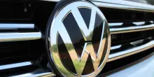 Azioni Volkswagen, il titolo pi&ugrave; controverso d'Europa nasconde una scommessa che il mercato non ha ancora deciso come prezzare