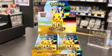 Pok&eacute;mon 30&deg; anniversario, prezzi e date di uscita in Italia di tutti i prodotti annunciati
