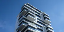 Quanto costa acquistare una casa con 1, 2 o 3 camere da letto a Milano, Parigi, Berlino, Zurigo e Atene? TABELLA