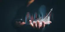 Chip in caduta, utility in rialzo. La rotazione silenziosa che sta cambiando i mercati