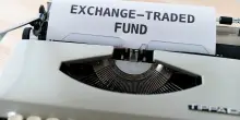 Investire 10.000 euro in ETF, tutto quello che i guru di Instagram non ti dicono