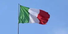 Trump minaccia chi commercia con l'Iran. Cosa rischia l'Italia?