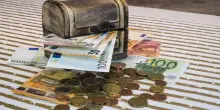 5 buoni fruttiferi postali e 5 BTP pari durata. Chi rende di pi&ugrave;?