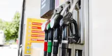 Quanto risparmiano famiglie e imprese con il tetto ai prezzi di benzina e diesel ENI