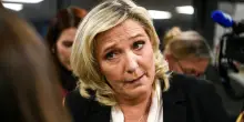 Deficit al 3,7% e debito in mano alla BCE. Il piano di Marine Le Pen per le presidenziali riguarda anche l'Italia