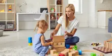 Festa della Mamma 2026, cosa si festeggia e perch&eacute; la data &egrave; sempre diversa