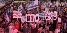 “Basta”: manifestazione a Tel Aviv contro il governo israeliano