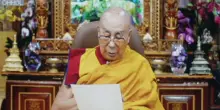 Dalai Lama: avrò un successore e sarà scelto dalla mia organizzazione