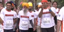 É morto Fauja Singh, il maratoneta più anziano al mondo (114 anni)