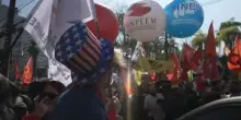 Protesta davanti al consolato Usa a San Paolo contro i dazi di Trump