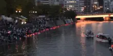 Cerimonia delle lanterne galleggianti 80 anni dopo Hiroshima