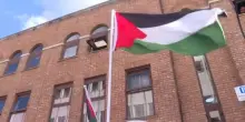 Missione di Palestina a Londra è diventata ambasciata, con bandiera