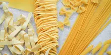 Pasta ritirata dai supermercati per possibile presenza di corpi estranei: la marca e i lotti interessati