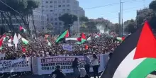 E’ partito il grande corteo a sostegno di Gaza e della Flotilla a Roma