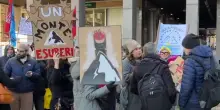 A Milano protesta dipendenti Paramount Italia contro 35 licenziamenti