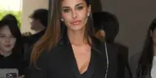 Belen Rodriguez sotto accusa dopo l’intervista a Vanity Fair: “Ubriaca, finge malesseri per attirare l’attenzione”