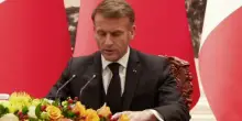Macron a Xi: lavorare insieme per la pace in Ucraina