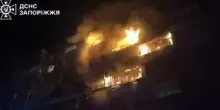 Ucraina, droni attaccano Zaporizhzhia, incendio in un palazzo