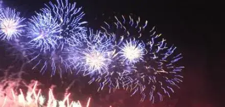 Capodanno e bambini, attenzione a fumi fuochi artificio: lallarme dei pediatri