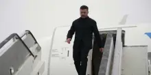 Zelensky &egrave; arrivato a Davos, attesa per l&rsquo;incontro con Trump
