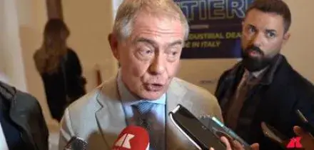 Industria, Urso: "Serve strategia per sfida green"