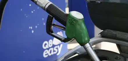 Guerra e rincari su benzina e diesel: il mercato sotto la lente dell&rsquo;operazione trasparenza