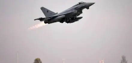 Guerra in Iran, tensione nello Stretto di Hormuz: le navi bloccate valgono miliardi