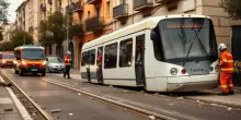 Tram deragliato a Milano: Ipotesi errore umano per colpa del cellulare