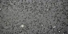 Emergenza in Lombardia: la grandine trasforma borghi e strade in fiumi bianchi