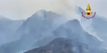 Incendi in Piemonte: situazione critica a Premosello per il vento