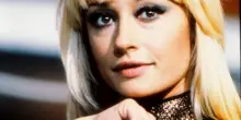 Quattro anni senza Raffaella Carrà, ma la sua stella continua a brillare