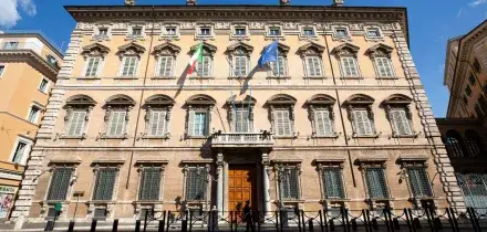 Senato, accuse a Silvestro, lui nega. La Russa: accertamenti
