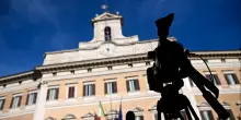 Legge elettorale, il governo pone la fiducia sui primi 3 articoli. Il calendario delle votazioni