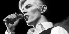 Londra celebra David Bowie, aperto il suo "archivio vivente": da Ziggy al Duca Bianco