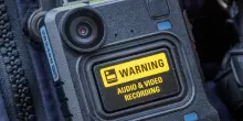 Nel riordino della polizia locale anche le bodycam per gli agenti. Il nodo delle coperture