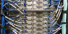 Agcom, come cambia l'Italia: dagli ascolti tv in calo all'iperconnessione domestica