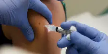 Calano le vaccinazioni in Europa, tornano morbillo e pertosse