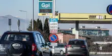 Caro carburanti: in 5 anni il gasolio +27%, la benzina +21,7%