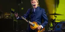 Paul McCartney presenta il suo ultimo singolo: gi&agrave; in cima alle classifiche britanniche