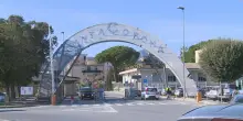 Aggressione a Ventimiglia: accoltellata dal marito, donna si getta dalla finestra per salvarsi