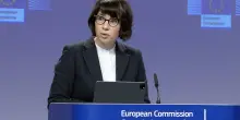 L'UE sugli extraprofitti delle compagnie petrolifere: "Gli Stati membri possono gi&agrave; agire da soli"